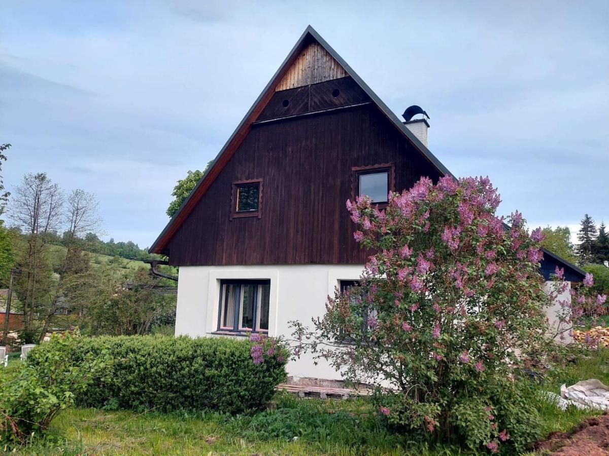 Apartmán U Kaštanu Chvalec Esterno foto